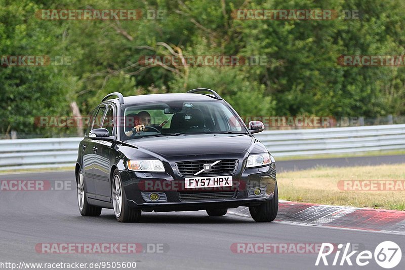 Bild #9505600 - Touristenfahrten Nürburgring Nordschleife (15.07.2020)