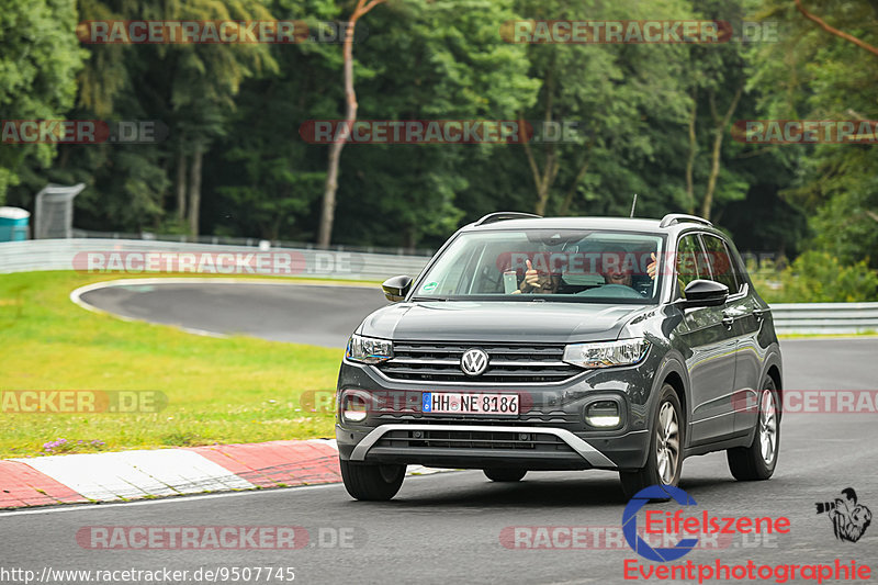 Bild #9507745 - Touristenfahrten Nürburgring Nordschleife (16.07.2020)