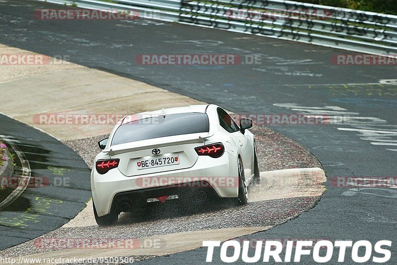 Bild #9509506 - Touristenfahrten Nürburgring Nordschleife (16.07.2020)