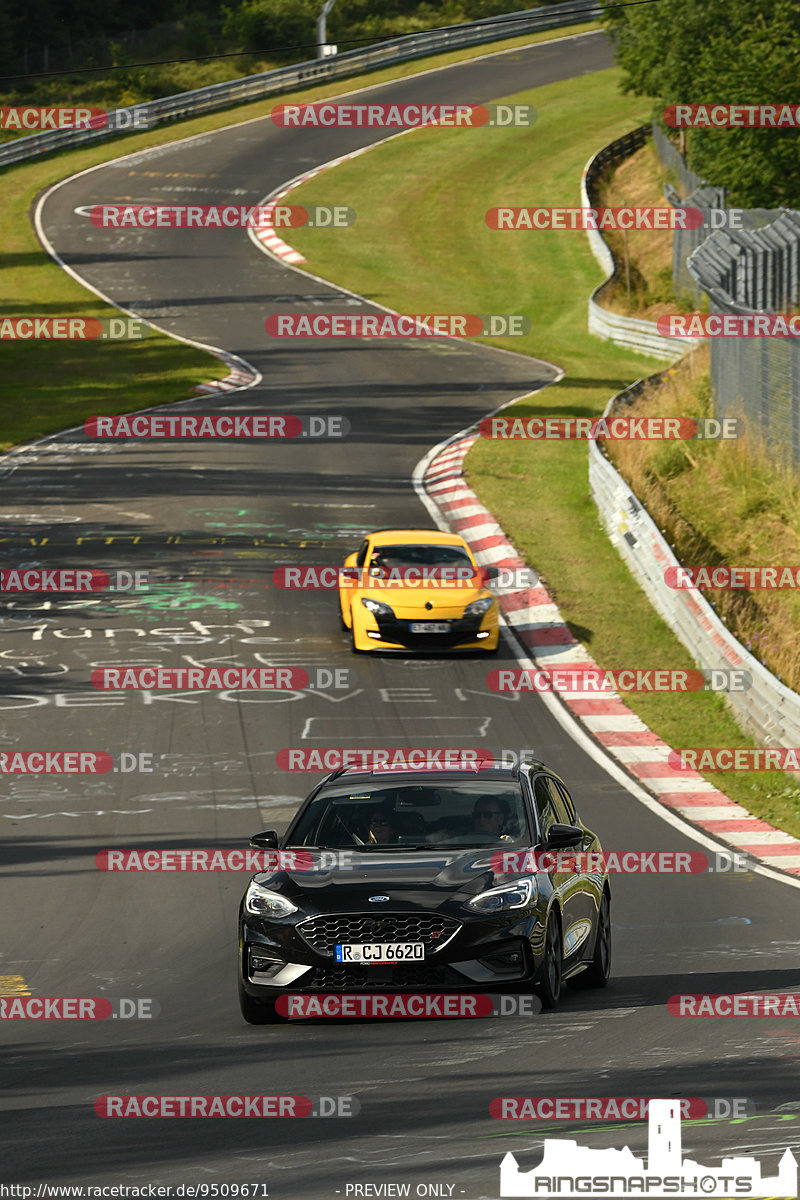 Bild #9509671 - Touristenfahrten Nürburgring Nordschleife (17.07.2020)