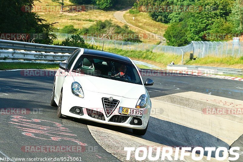 Bild #9525061 - Touristenfahrten Nürburgring Nordschleife (17.07.2020)