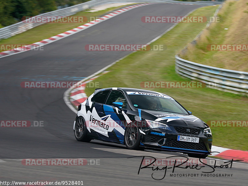 Bild #9528401 - Touristenfahrten Nürburgring Nordschleife (18.07.2020)