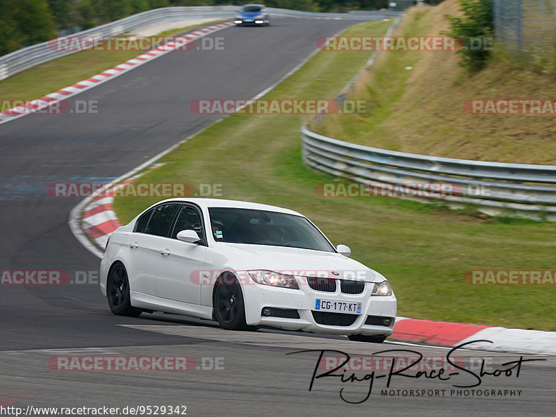 Bild #9529342 - Touristenfahrten Nürburgring Nordschleife (18.07.2020)