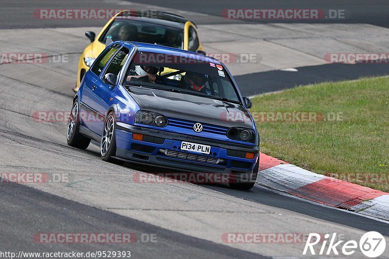 Bild #9529393 - Touristenfahrten Nürburgring Nordschleife (18.07.2020)