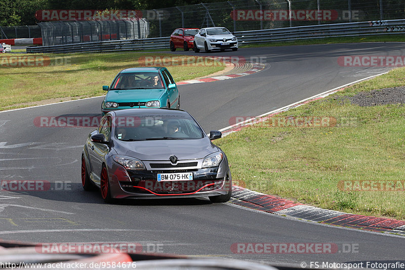 Bild #9584676 - Touristenfahrten Nürburgring Nordschleife (18.07.2020)