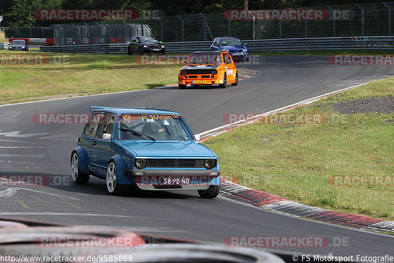 Bild #9585888 - Touristenfahrten Nürburgring Nordschleife (18.07.2020)