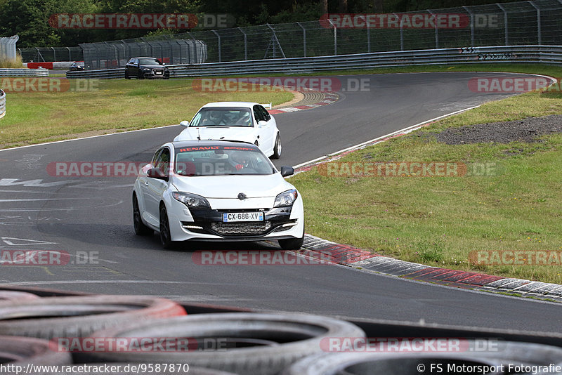 Bild #9587870 - Touristenfahrten Nürburgring Nordschleife (18.07.2020)