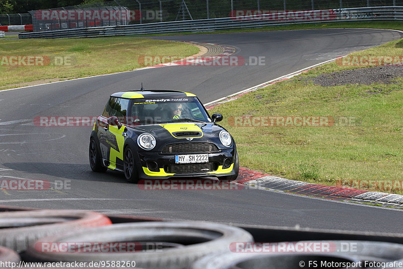 Bild #9588260 - Touristenfahrten Nürburgring Nordschleife (18.07.2020)