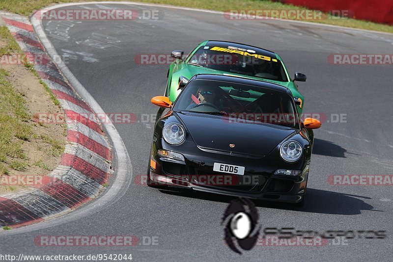 Bild #9542044 - Touristenfahrten Nürburgring Nordschleife (19.07.2020)