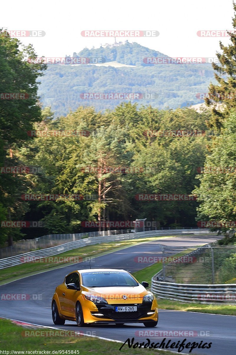 Bild #9545845 - Touristenfahrten Nürburgring Nordschleife (19.07.2020)