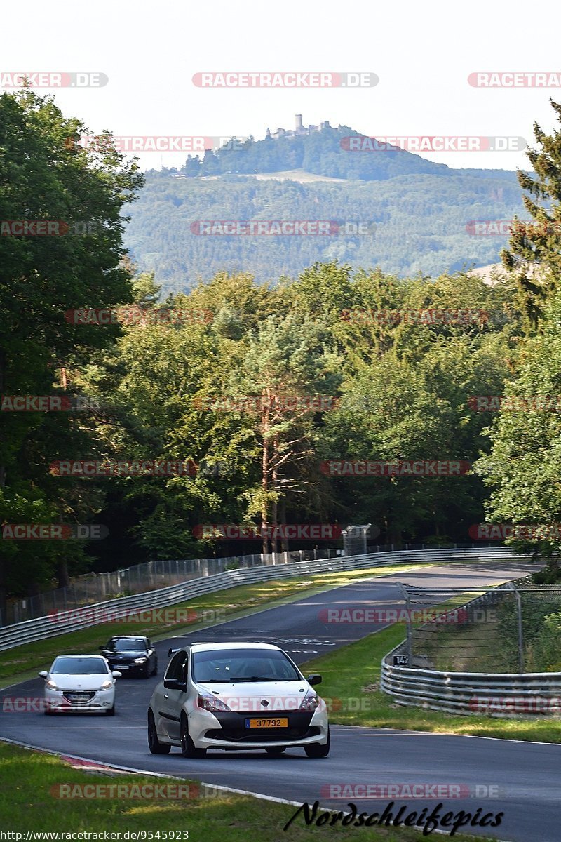 Bild #9545923 - Touristenfahrten Nürburgring Nordschleife (19.07.2020)