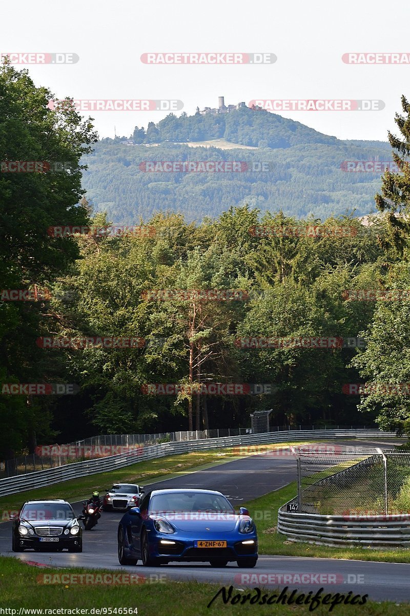 Bild #9546564 - Touristenfahrten Nürburgring Nordschleife (19.07.2020)