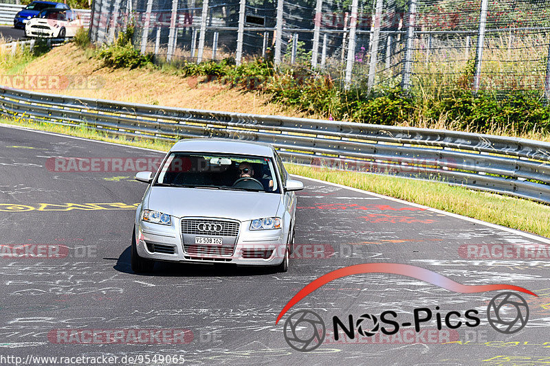 Bild #9549065 - Touristenfahrten Nürburgring Nordschleife (19.07.2020)