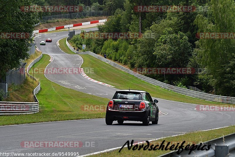 Bild #9549995 - Touristenfahrten Nürburgring Nordschleife (19.07.2020)