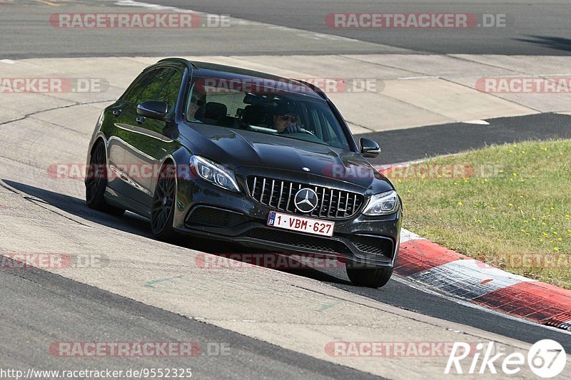 Bild #9552325 - Touristenfahrten Nürburgring Nordschleife (19.07.2020)