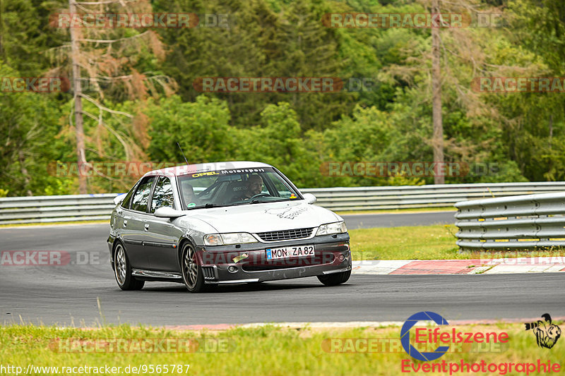 Bild #9565787 - Touristenfahrten Nürburgring Nordschleife (19.07.2020)