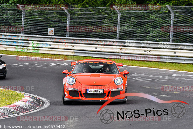 Bild #9570442 - Touristenfahrten Nürburgring Nordschleife (19.07.2020)