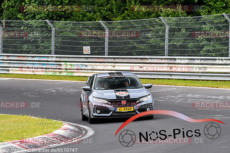 Bild #9570747 - Touristenfahrten Nürburgring Nordschleife (19.07.2020)