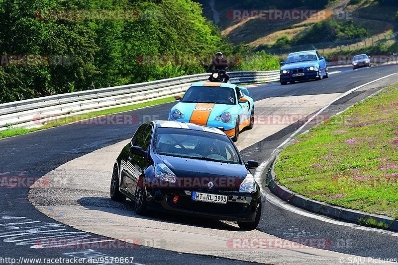 Bild #9570867 - Touristenfahrten Nürburgring Nordschleife (19.07.2020)