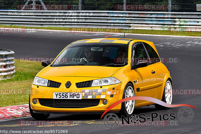 Bild #9571069 - Touristenfahrten Nürburgring Nordschleife (19.07.2020)