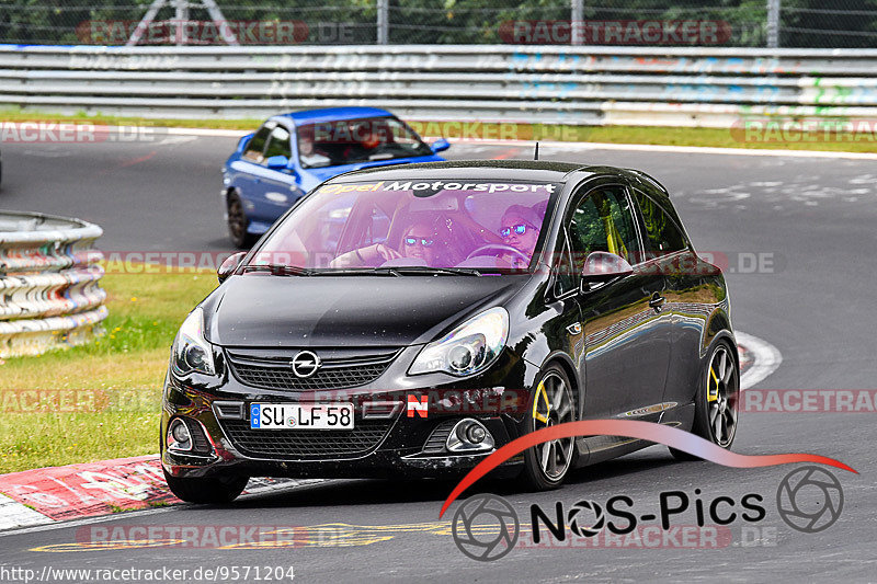 Bild #9571204 - Touristenfahrten Nürburgring Nordschleife (19.07.2020)