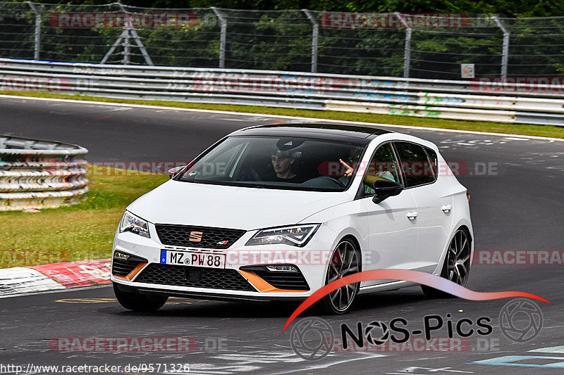 Bild #9571326 - Touristenfahrten Nürburgring Nordschleife (19.07.2020)