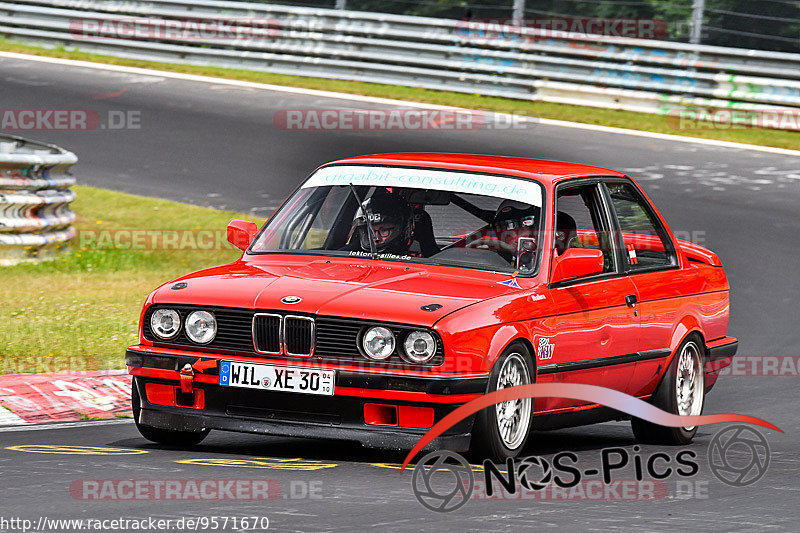 Bild #9571670 - Touristenfahrten Nürburgring Nordschleife (19.07.2020)