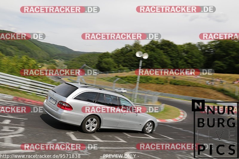 Bild #9571838 - Touristenfahrten Nürburgring Nordschleife (19.07.2020)