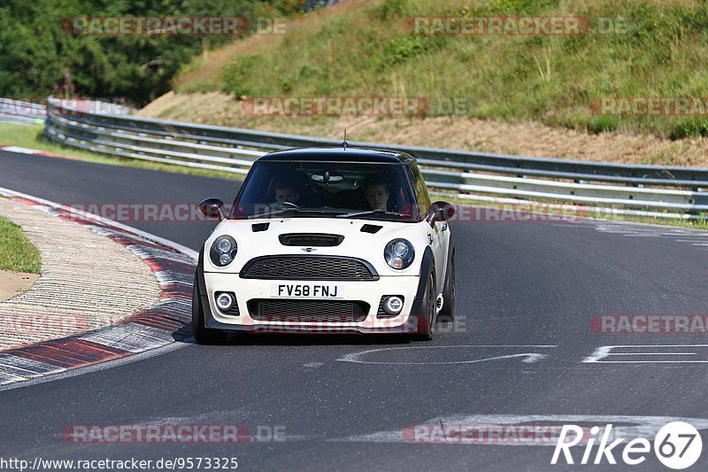 Bild #9573325 - Touristenfahrten Nürburgring Nordschleife (19.07.2020)