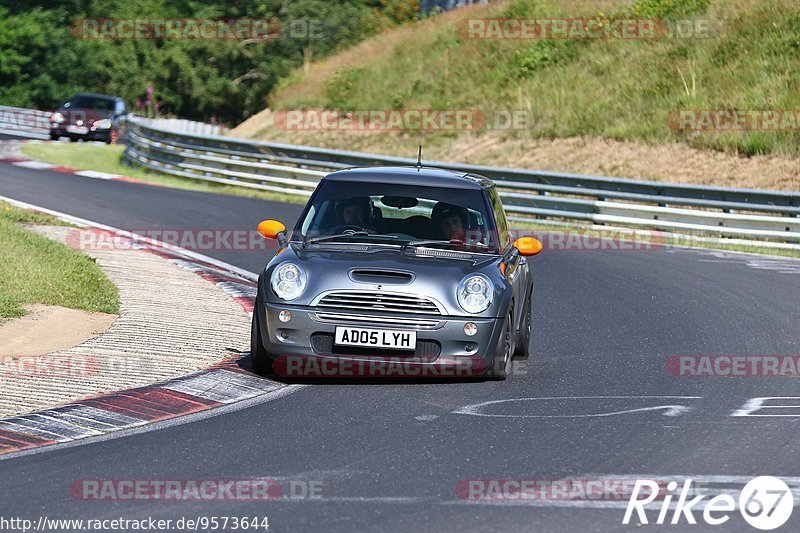 Bild #9573644 - Touristenfahrten Nürburgring Nordschleife (19.07.2020)