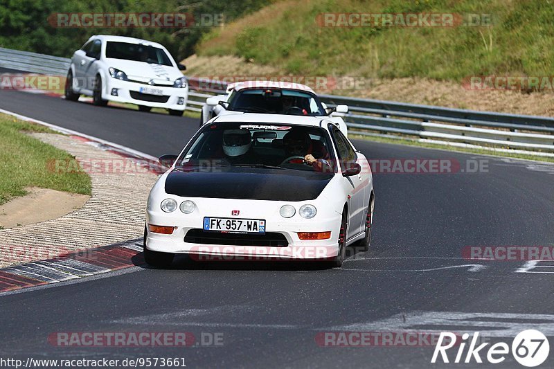 Bild #9573661 - Touristenfahrten Nürburgring Nordschleife (19.07.2020)