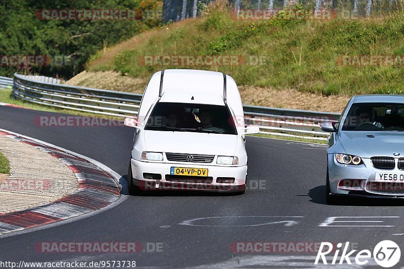 Bild #9573738 - Touristenfahrten Nürburgring Nordschleife (19.07.2020)