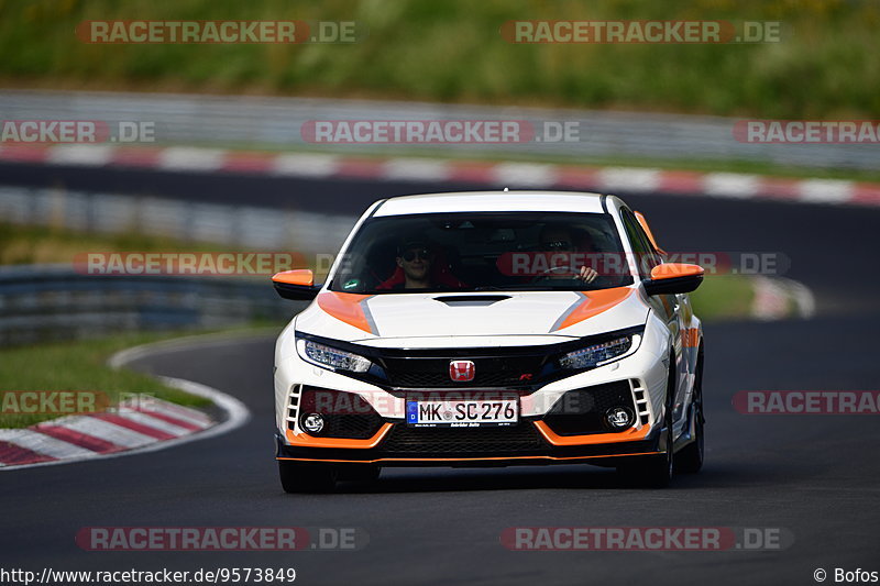 Bild #9573849 - Touristenfahrten Nürburgring Nordschleife (19.07.2020)