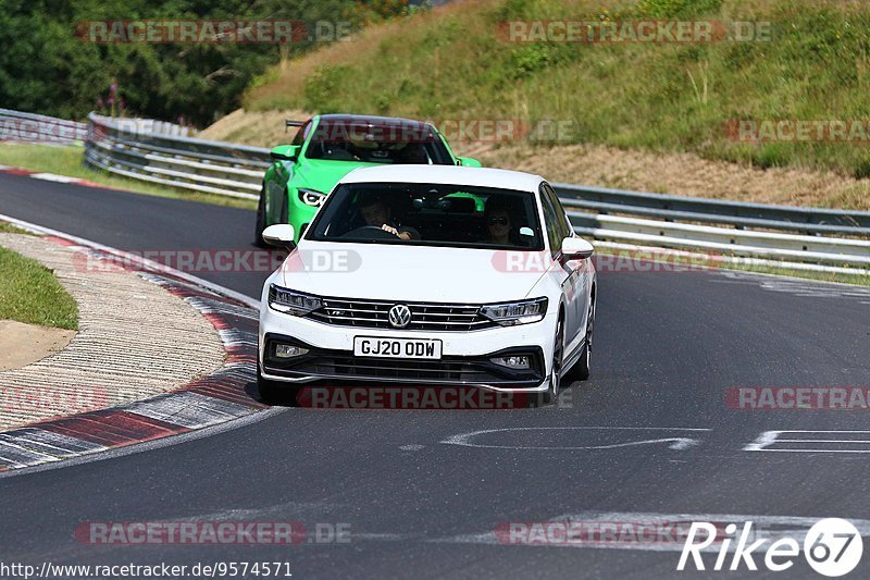 Bild #9574571 - Touristenfahrten Nürburgring Nordschleife (19.07.2020)