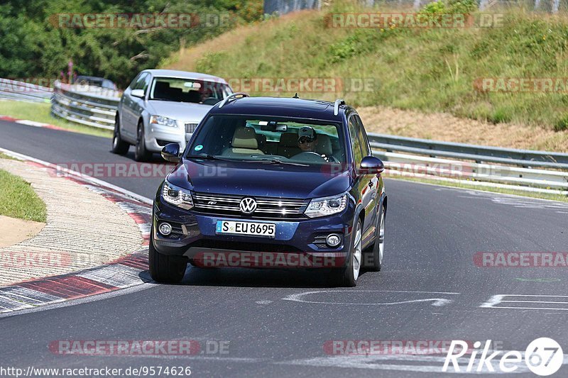 Bild #9574626 - Touristenfahrten Nürburgring Nordschleife (19.07.2020)