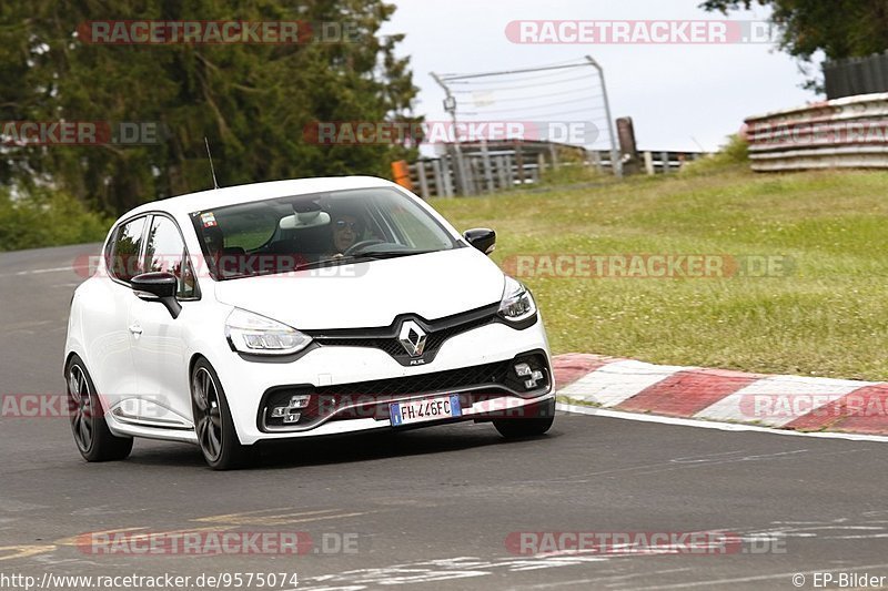 Bild #9575074 - Touristenfahrten Nürburgring Nordschleife (19.07.2020)