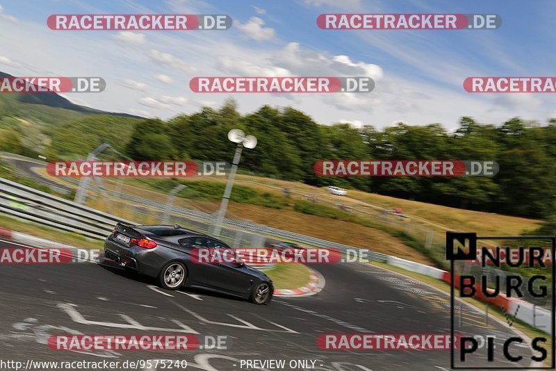 Bild #9575240 - Touristenfahrten Nürburgring Nordschleife (19.07.2020)