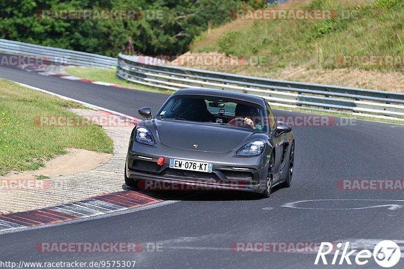 Bild #9575307 - Touristenfahrten Nürburgring Nordschleife (19.07.2020)