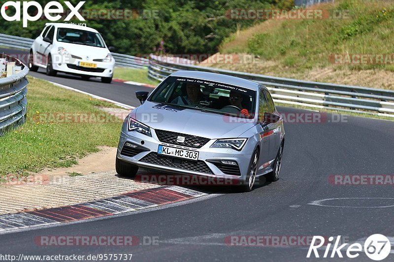 Bild #9575737 - Touristenfahrten Nürburgring Nordschleife (19.07.2020)