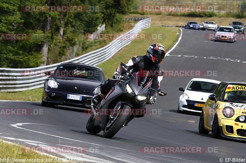 Bild #9576090 - Touristenfahrten Nürburgring Nordschleife (19.07.2020)