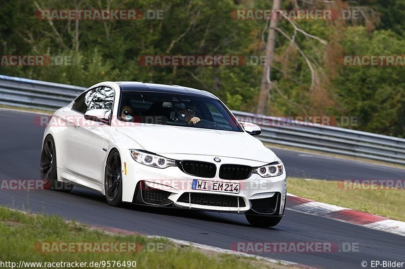 Bild #9576490 - Touristenfahrten Nürburgring Nordschleife (19.07.2020)