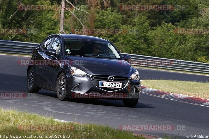 Bild #9576682 - Touristenfahrten Nürburgring Nordschleife (19.07.2020)