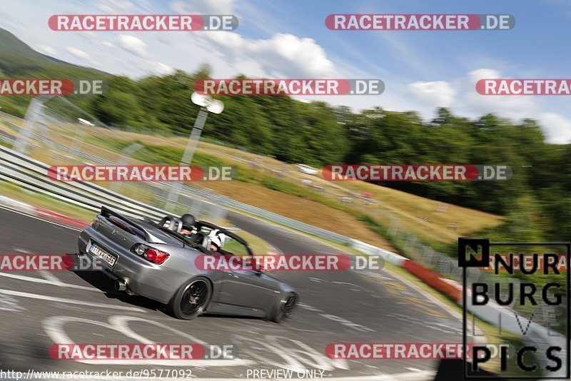 Bild #9577092 - Touristenfahrten Nürburgring Nordschleife (19.07.2020)