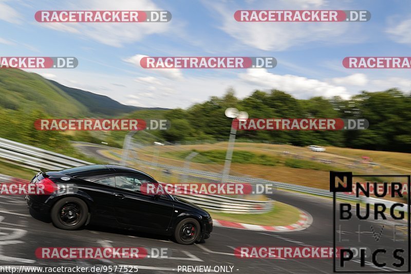 Bild #9577525 - Touristenfahrten Nürburgring Nordschleife (19.07.2020)