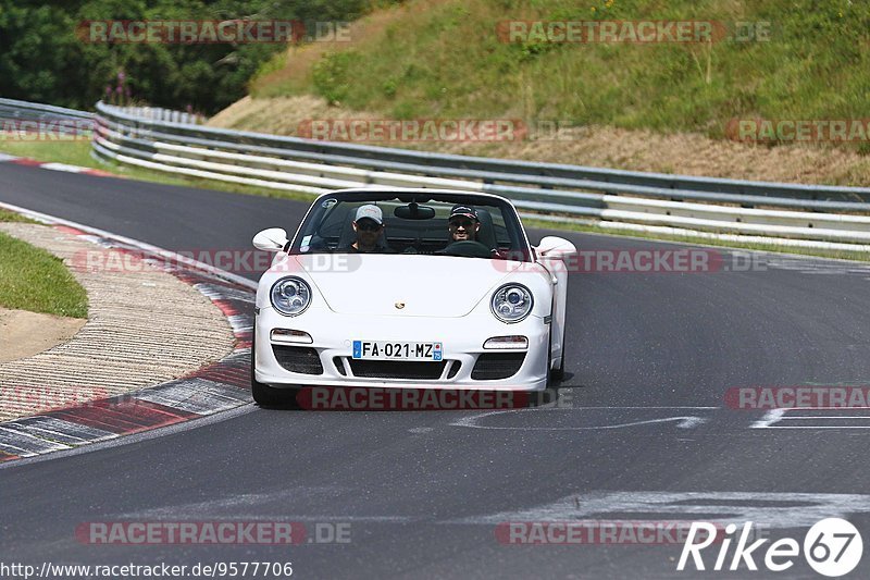 Bild #9577706 - Touristenfahrten Nürburgring Nordschleife (19.07.2020)