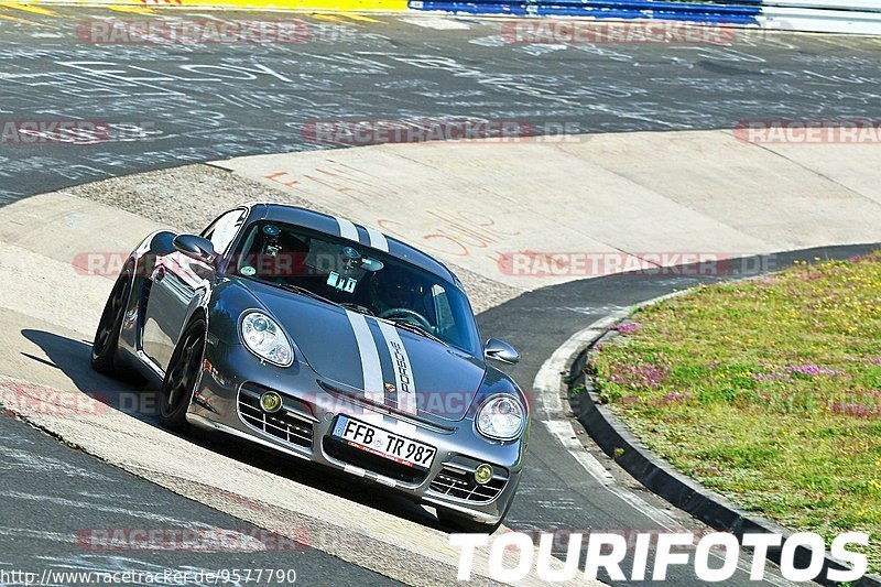 Bild #9577790 - Touristenfahrten Nürburgring Nordschleife (19.07.2020)