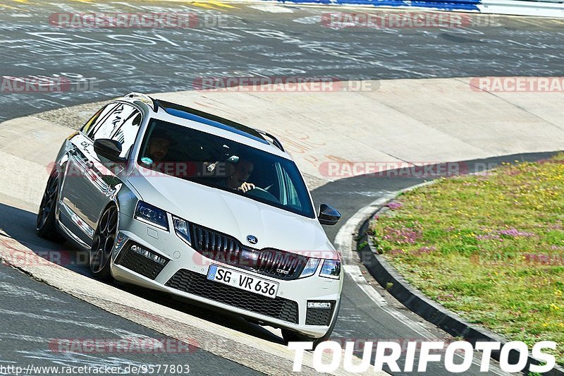 Bild #9577803 - Touristenfahrten Nürburgring Nordschleife (19.07.2020)