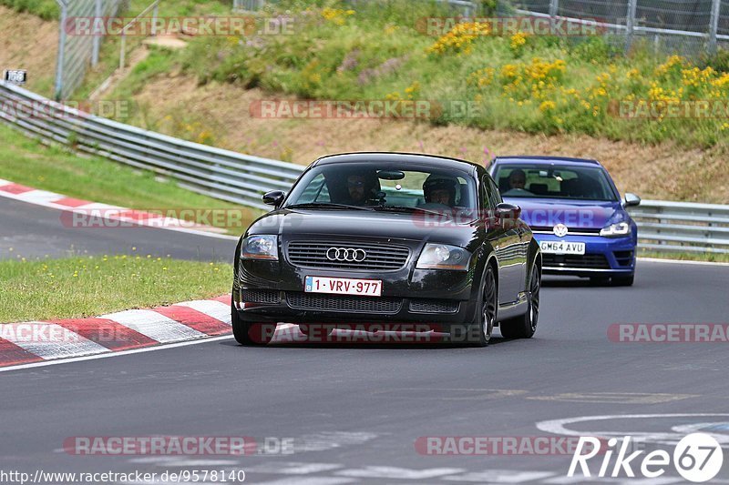 Bild #9578140 - Touristenfahrten Nürburgring Nordschleife (19.07.2020)