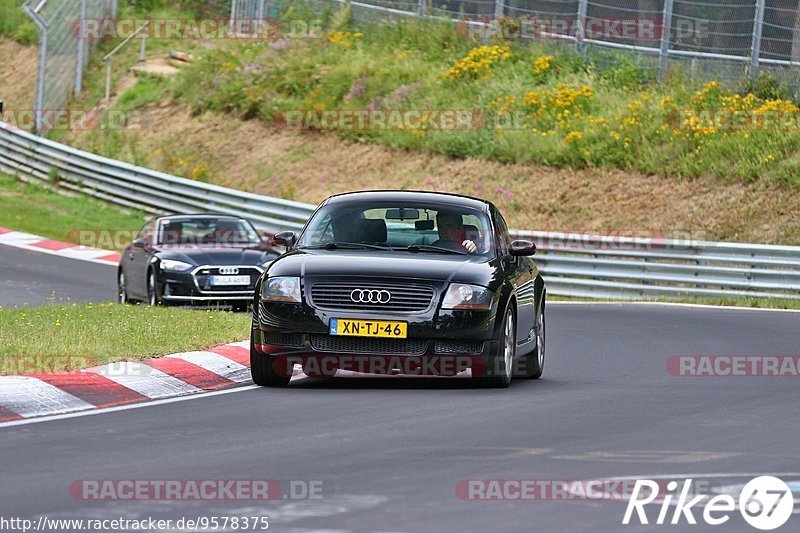 Bild #9578375 - Touristenfahrten Nürburgring Nordschleife (19.07.2020)