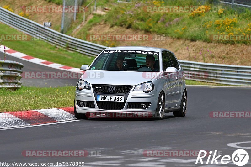 Bild #9578889 - Touristenfahrten Nürburgring Nordschleife (19.07.2020)